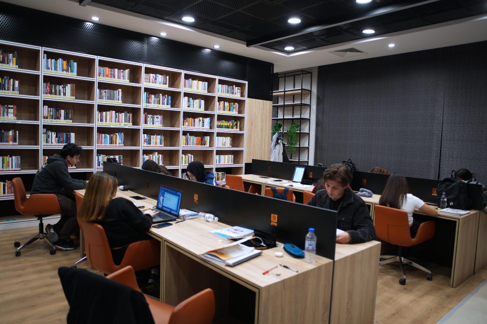 AL ULV KURUCU GENÇLK MERKEZ’NDE GÜZ DÖNEM ETMLER BALADI (1).JPG
