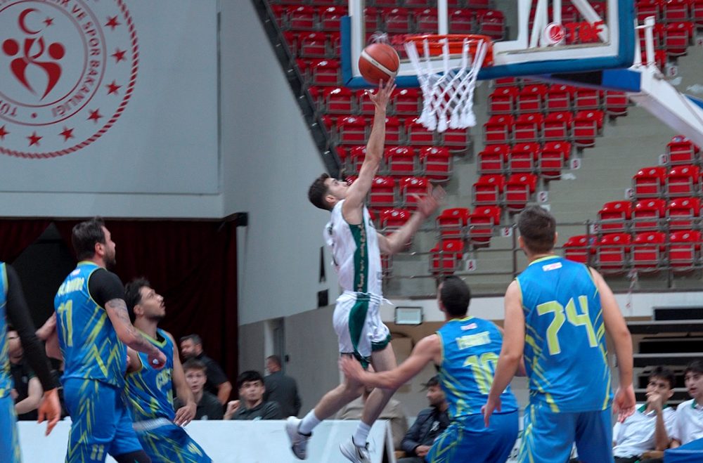 KARATAY BELEDYESPOR POTADA YOLUNA KAYIPSIZ DEVAM EDYOR (3).jpg