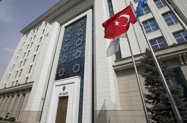 AK Parti’ye bir büyükşehir daha mı katılıyor? Yalçın’dan dikkat çeken açıklama