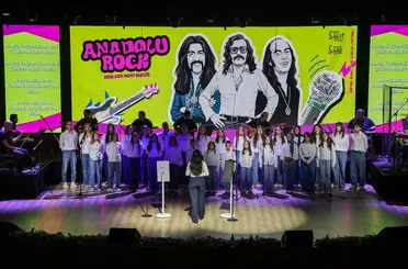 Anadolu rock'ın efsanevi eserleri Selçuklu'da yankılandı