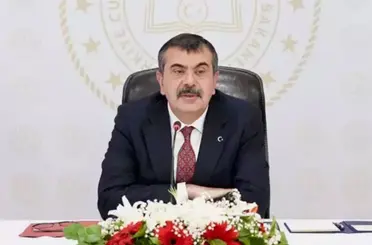 Bakan Tekin öğretmen kıyafetleri için konuştu: “Bir veli olarak rahatsız oluyorum”