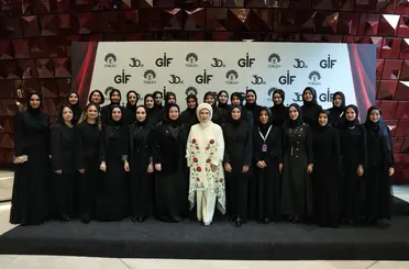 Emine Erdoğan’dan gençlere: Kendi izlerinizi bırakın