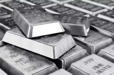 Gümüşte sert düşüş uyarısı: 50 dolar beklentisi