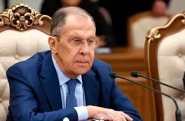 Lavrov’dan S-400 açıklaması: Türkiye’den dost ülkeye devre onay çıkabilir