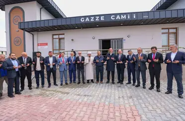 Meram’da Gazze Camii ibadete açıldı
