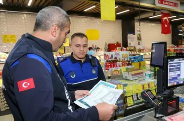 Meram'da  zabıta ekiplerinden marketlere kapsamlı denetim